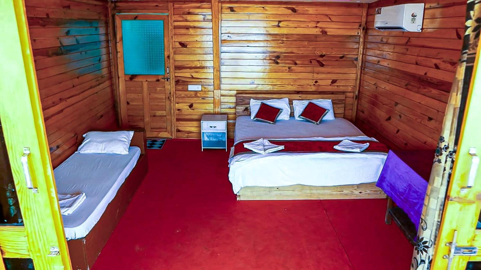 Hotel Om Sai Beach Huts Agonda Esterno foto
