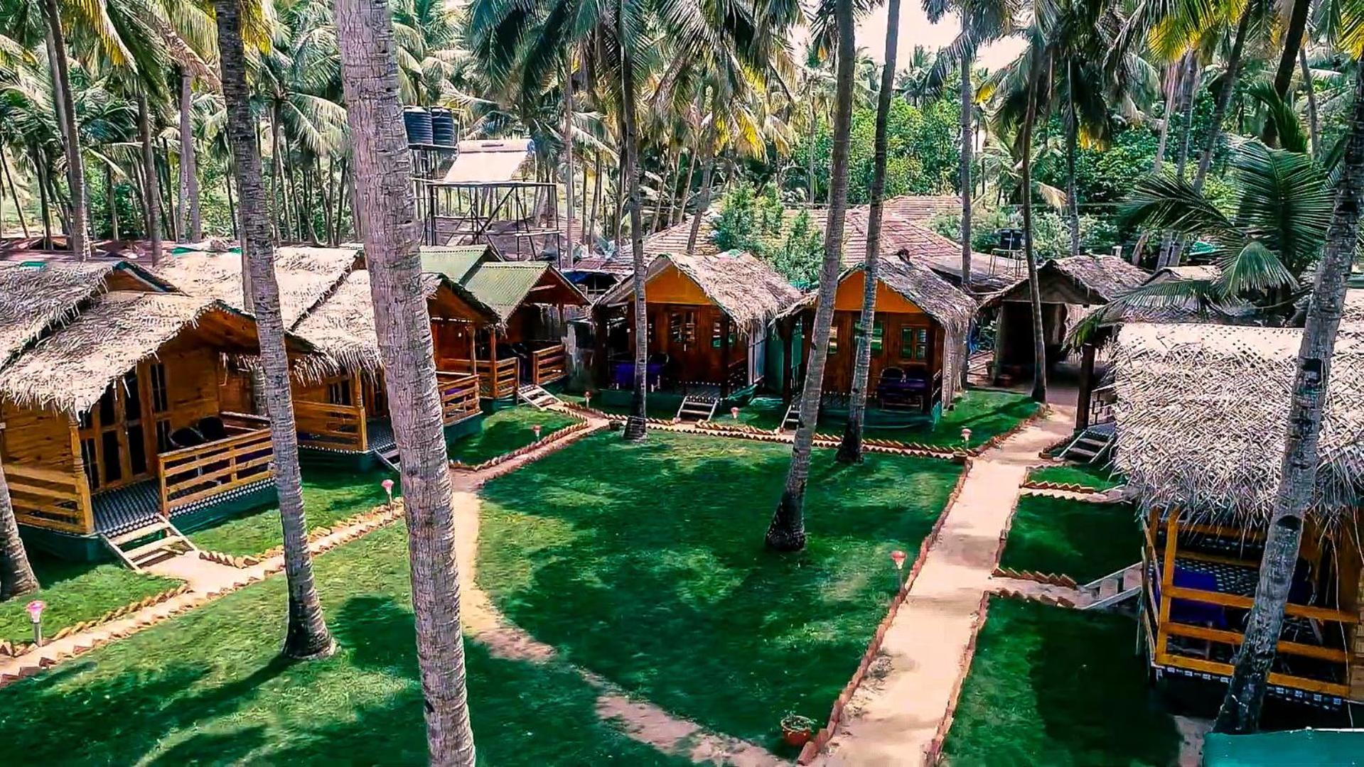 Hotel Om Sai Beach Huts Agonda Esterno foto