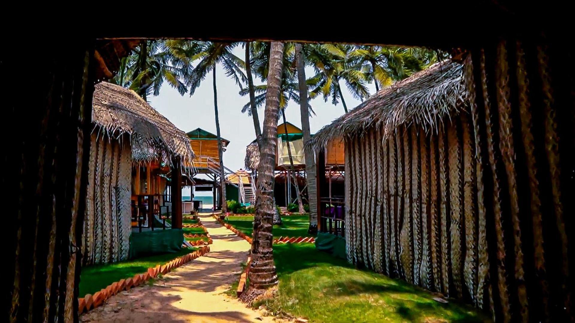 Hotel Om Sai Beach Huts Agonda Esterno foto